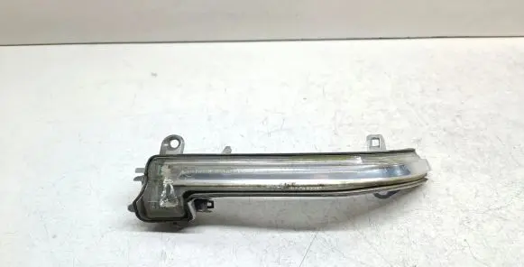 BMW 3 F30 F35 F31 Mirror indicator light 20203101