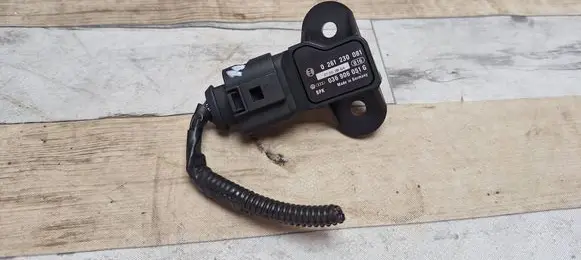 Volkswagen Golf Plus Air pressure sensor 0261230081 036906051G 036906051