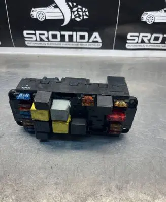 Mercedes-Benz CLK A209 C209 Fuse module 2095451101