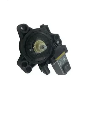 Hyundai i30 Front door window regulator motor 82460A5000