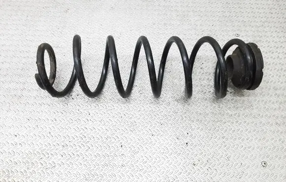 Volkswagen Polo Rear coil spring