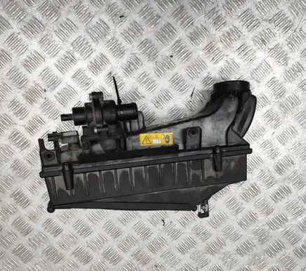 Mercedes-Benz GLS X167 Air filter box A1770900301