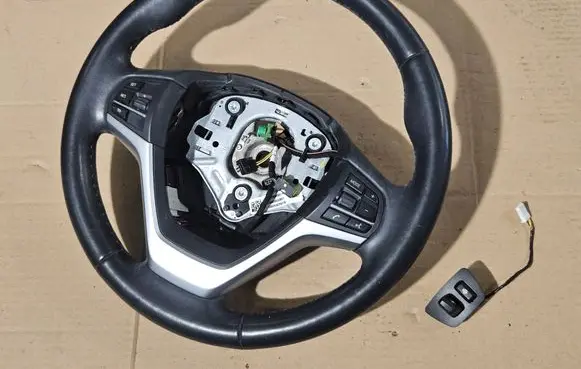 BMW X5 F15 Steering wheel 6865336 2460556385 14B2034P8118