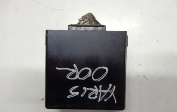 Toyota Yaris Voltmeter 