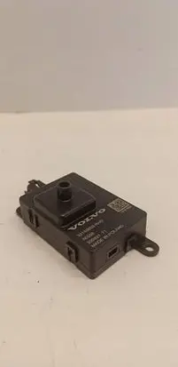 Volvo V60 Coolant fan relay 32149600