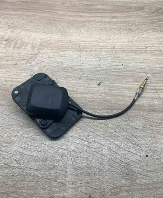 BMW 5 E39 Aerial GPS antenna 8360725