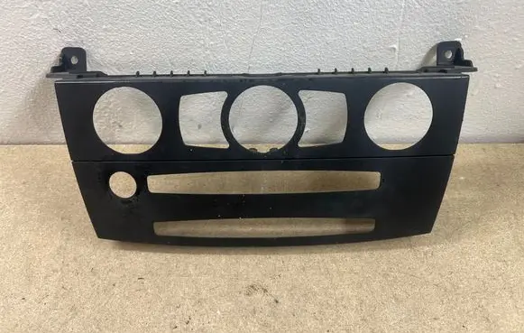 BMW 5 E60 E61 Climate control/heater control trim 7063151 S52230000 14121810