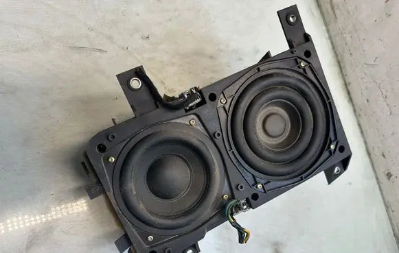 Volvo S40, V40 Subwoofer speaker 30630166 902275479824
