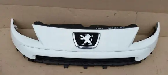 Peugeot Partner Front bumper upper radiator grill 9682192380