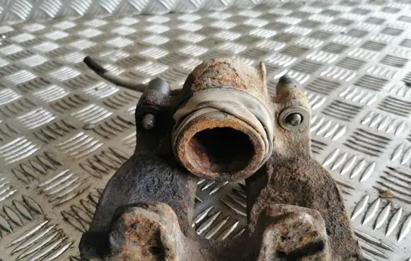 Volvo V70 Front brake caliper