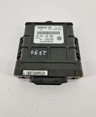 Volkswagen Touareg I Gearbox control unit/module 09D927750AQ