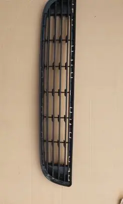 Citroen Berlingo Front bumper lower grill 9681519877