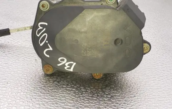 Volkswagen PASSAT B6 Electric throttle body valve 06F133482E 1045310S01 A2C53279226