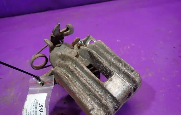 Volkswagen PASSAT B5.5 Rear brake caliper