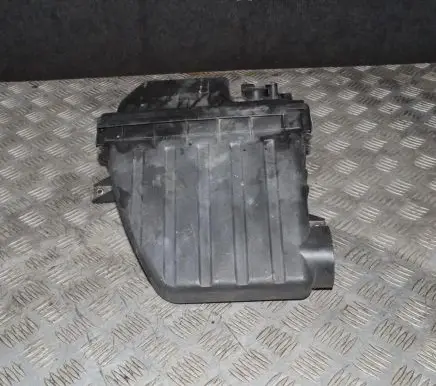 Suzuki Ignis Air filter box 86GA02