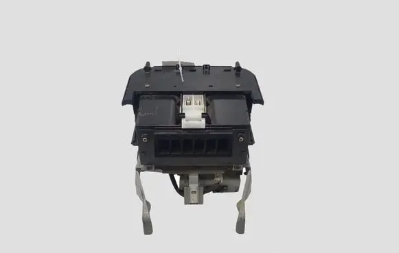 Nissan X-Trail T30 Dashboard storage box/compartment 68108EQ400