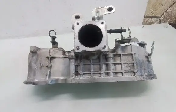 Toyota Auris 150 Intake manifold