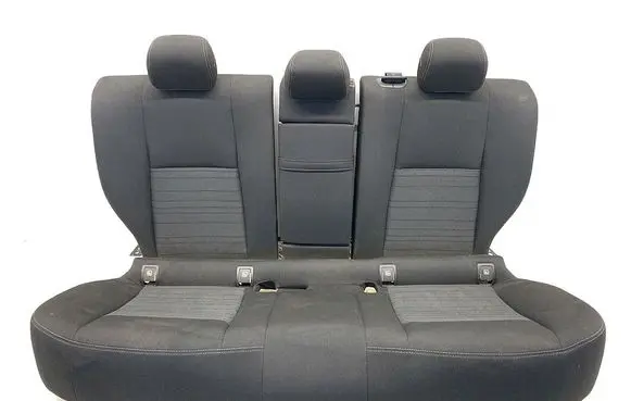 Mercedes-Benz GLC AMG Second row seats