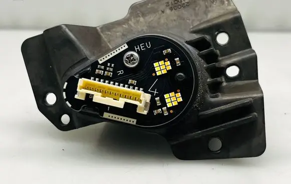 Toyota Prius (XV60) LED ballast control module