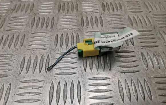 Volkswagen PASSAT B6 Airbag deployment crash/impact sensor 3C0909606