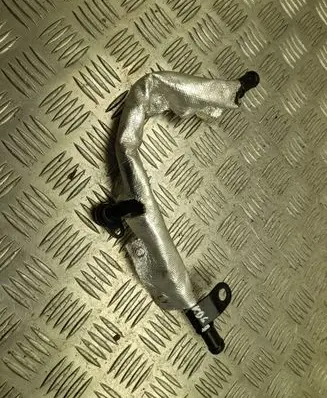Audi A4 S4 B9 Engine coolant pipe/hose 06N121085D
