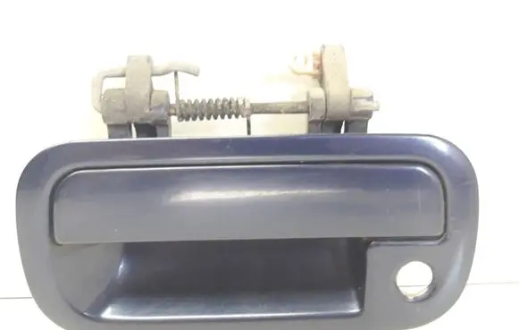 Nissan Primera Front door lock