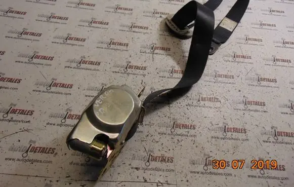Toyota Corolla Verso AR10 Front seatbelt L153004