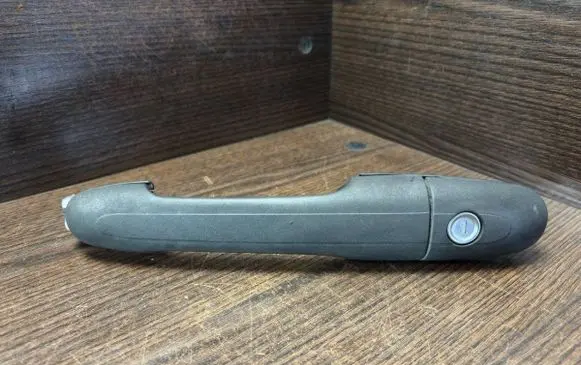 Mercedes-Benz Vito Viano W639 Front door exterior handle A0007602459 0007602459