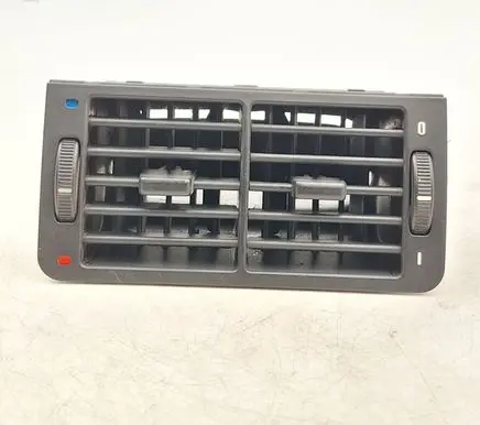 BMW 7 E38 Dash center air vent grill 8390290 64228390290 6428390117