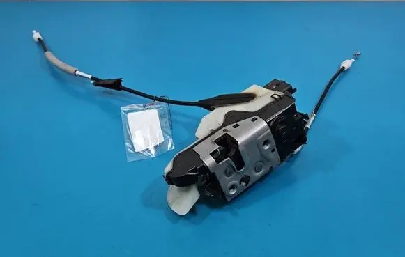 Peugeot 2008 I Front door lock 9812500880 IMPRK1596448