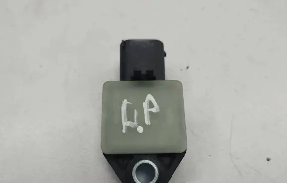 Mercedes-Benz B W245 Airbag deployment crash/impact sensor A1698202226