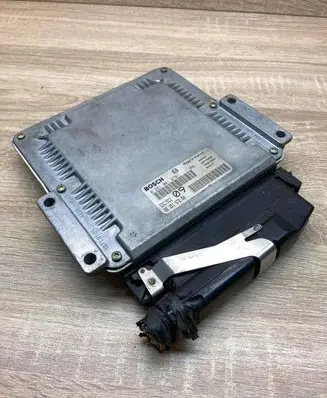 Citroen Xantia Engine control unit/module ECU 9635157280 0281001978
