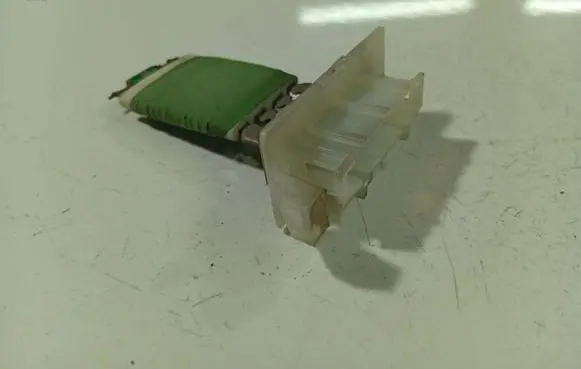Skoda Octavia Mk2 (1Z) Heater blower motor/fan resistor