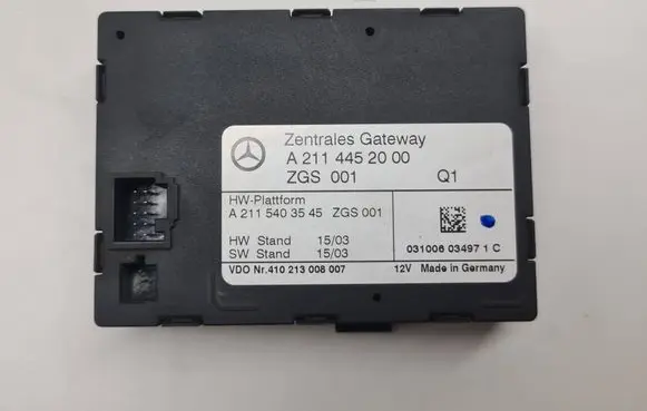 Mercedes-Benz E W211 Gateway control module A2114452000 A2115403545