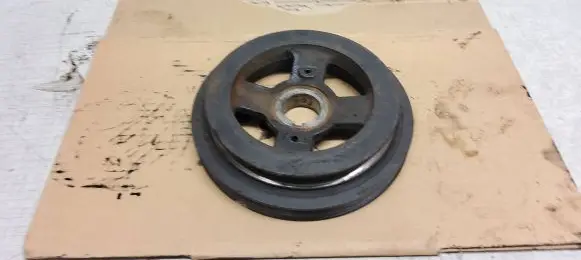 Nissan X-Trail T30 Crankshaft pulley
