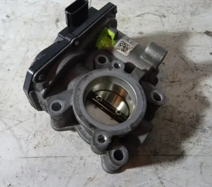 Renault Megane I Throttle body valve 161206038R
