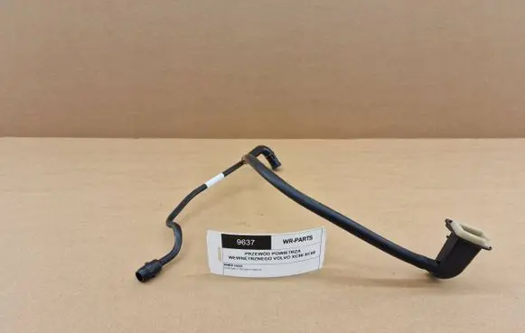 Volvo XC90 Intake resonator 