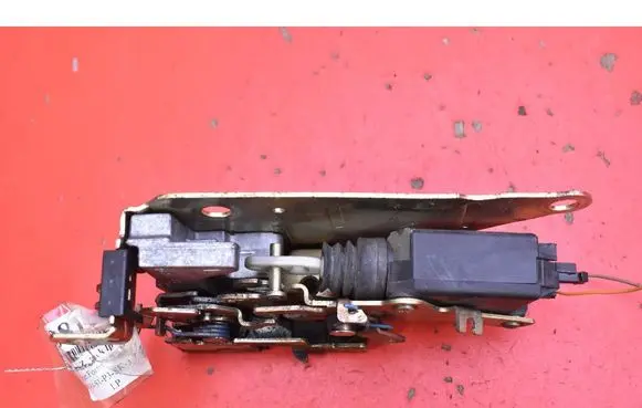 Smart ForTwo I Front door lock 23277802