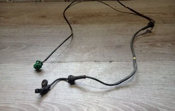 Volvo XC90 ABS rear brake sensor 10071161043 08634248