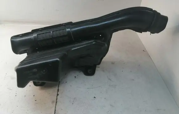 Toyota Auris E180 Intake resonator 177500T010