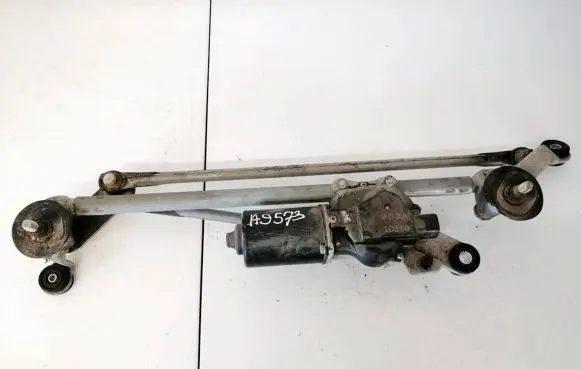 Nissan NV200 Front wiper linkage and motor