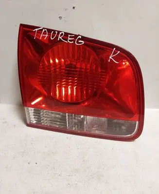 Volkswagen Touareg I Tailgate rear/tail lights 7L6945093H