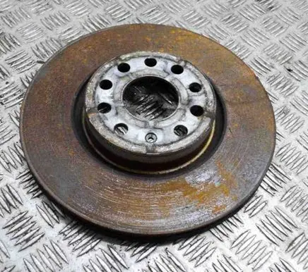 Volkswagen Golf VII Front brake disc