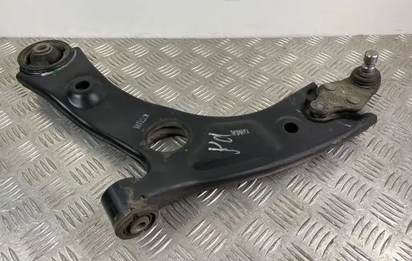 KIA Sorento Front lower control arm/wishbone