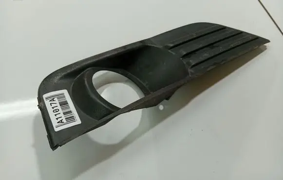 Ford Focus Front bumper lower grill 4145119953AE 41451-19953-AE