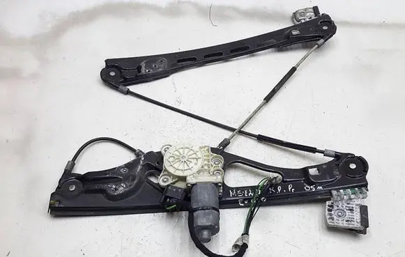 Mercedes-Benz E W211 Sliding door window regulator with motor A2117200146