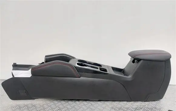 Ford Kuga III Center console 