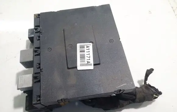 Volkswagen PASSAT B6 Comfort/convenience module 3C0937049E