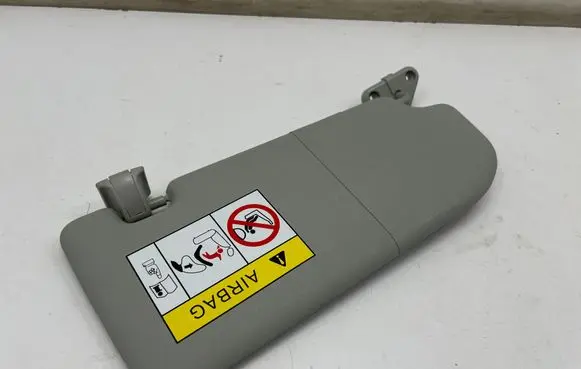 Sun visor