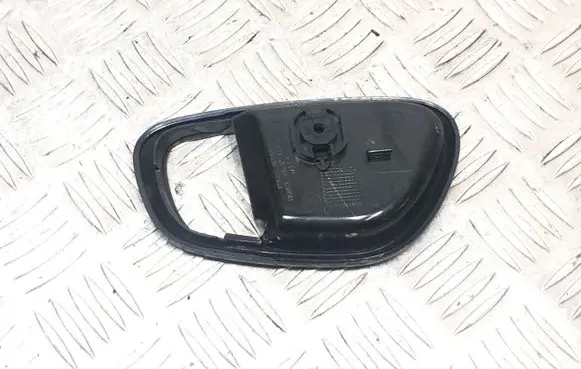 Hyundai i10 Front door interior handle 626210X000
